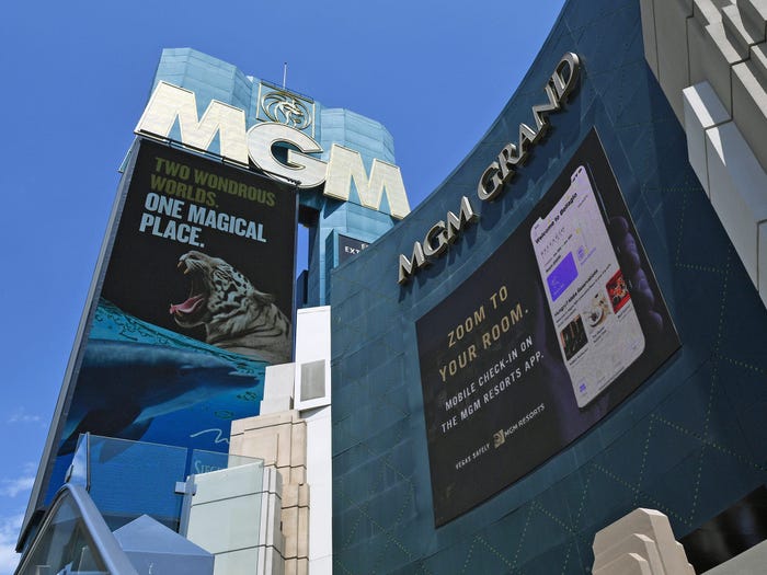 m life casino app